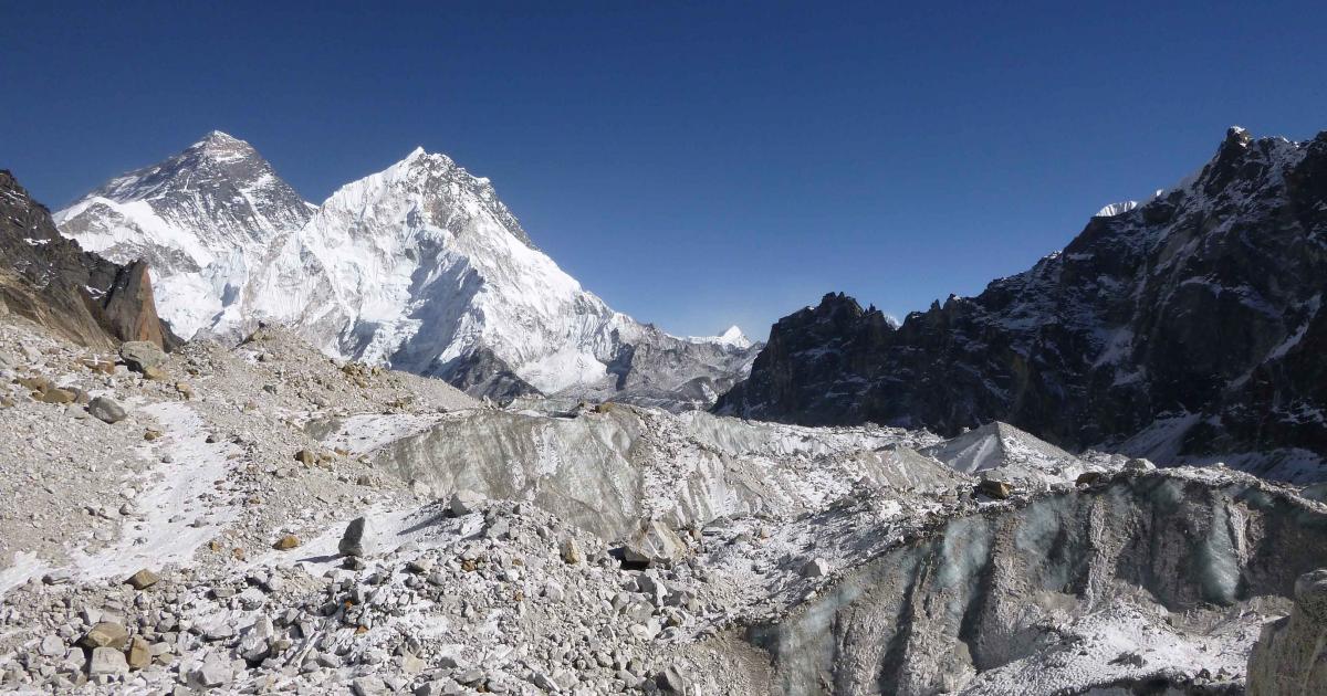 photo of Himalayan glacier melt accelerating image