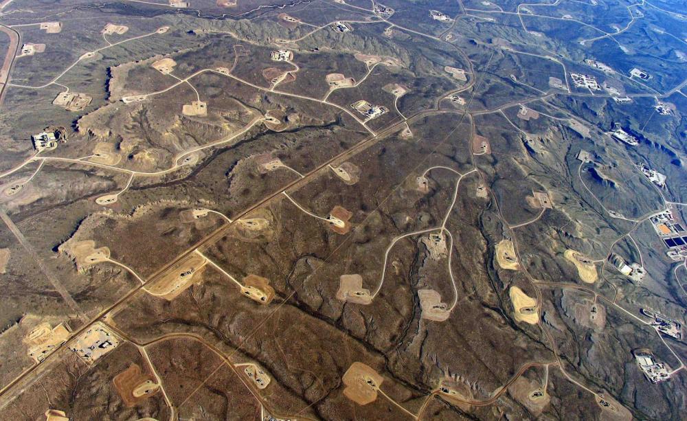 A network of fracking wells in the USA