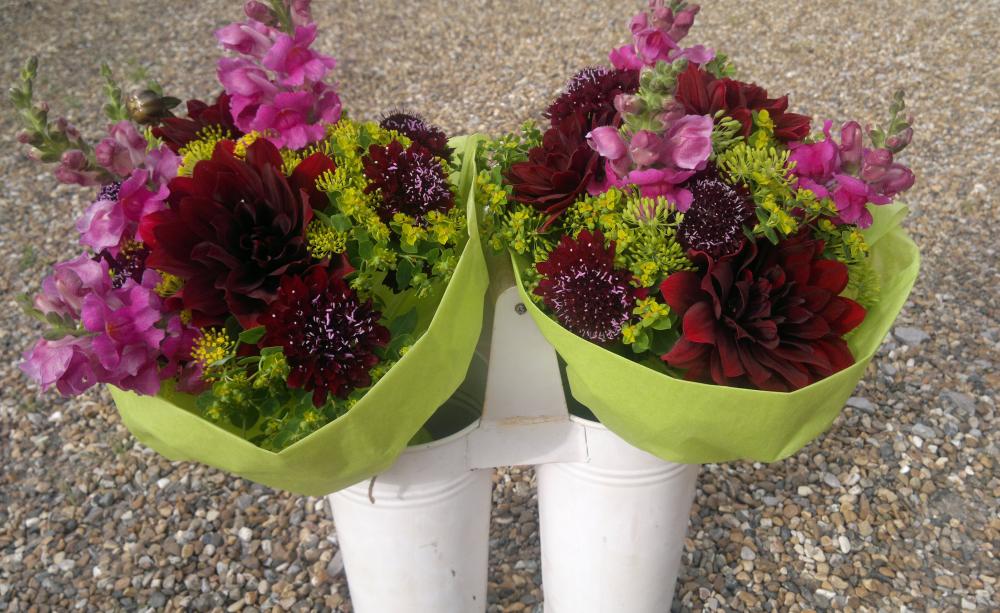 Homegrown flowers don't have the shocking carbon footprint of imports