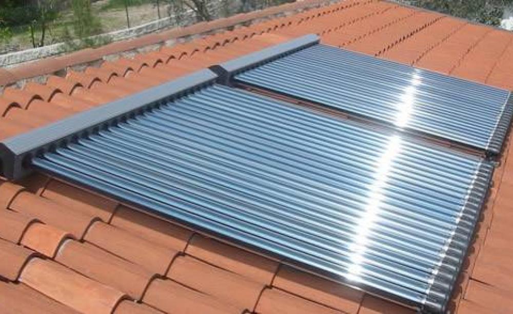 Installation of thermal solar collectors on UK roofs will now be supported by the Renewable Heat Incentive. Photo: Westech Solar UK Ltd.