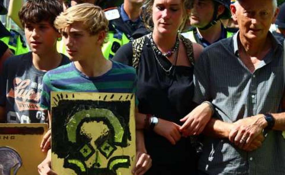 The community blockade in Balcombe, 6th August 2013. Photo: Push Europe via Flickr.