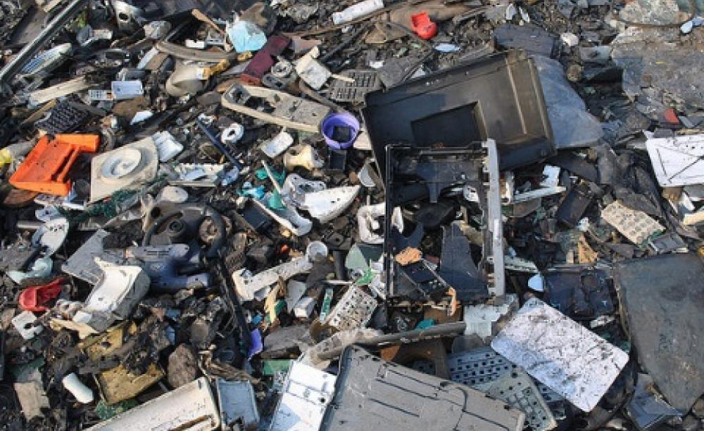 A pile of waste at Aglogbloshie. Photo: qamp.net via Flickr.