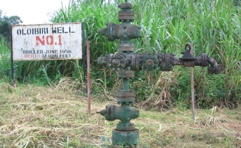 Shell's Oloibiri oil well in Nigeria, the first sunk in West Africa, in 1956. Photo: Rhys Thom via Flickr.