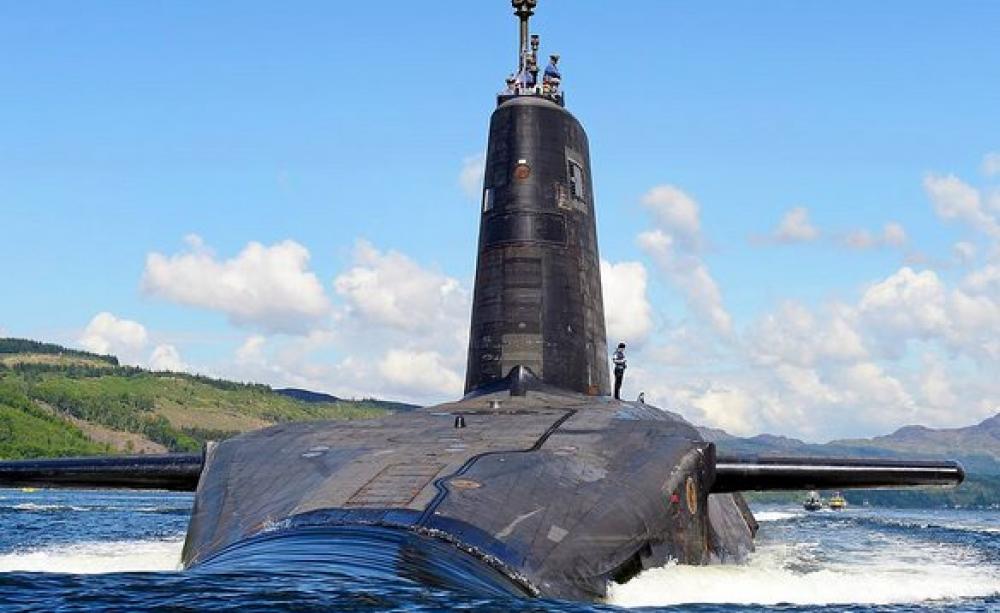 HMS Victorious on the Clyde. Photo: Photo: Will Haigh for UK Ministry of Defence via Flickr (CC BY-SA 2.0).