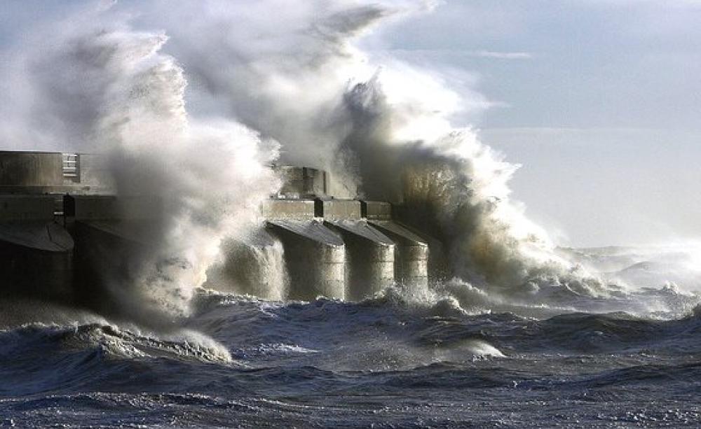 A wondrous new wave power device? Sadly no: a lot of useful energy going to waste on the sea defences of Brighton Marina. Photo: Barry Goble via Flickr (CC BY-NC-ND).