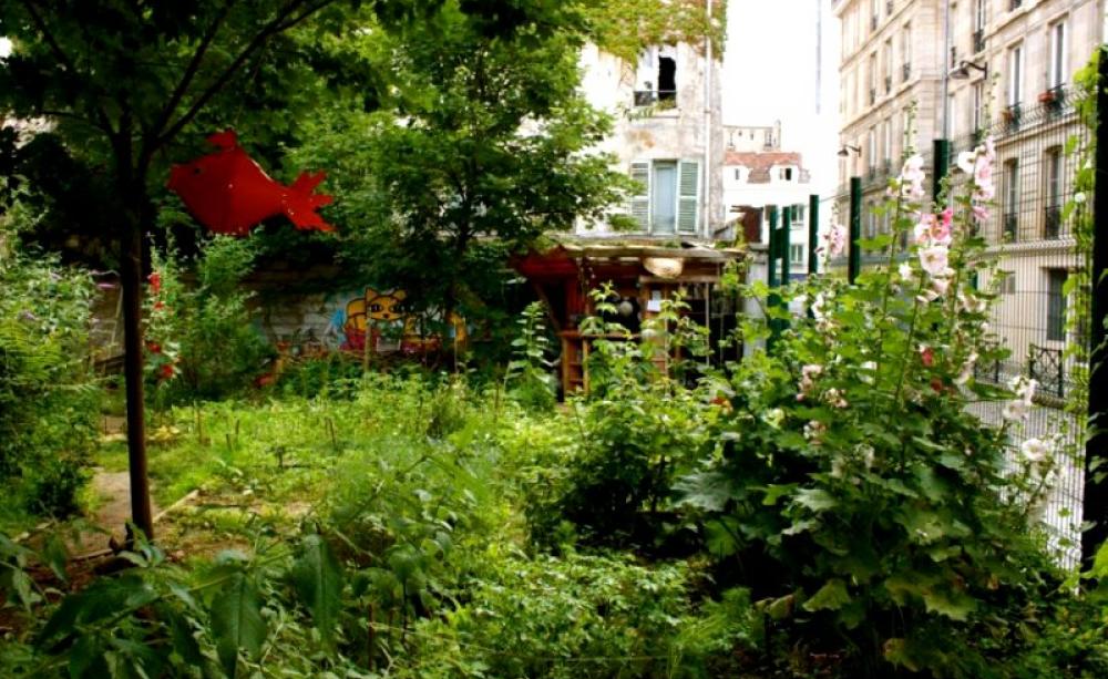 The Bois Dormoy is a unique green oasis in the heart of metropolitan Paris and its multicultural community. It should be treasured, not destroyed! Photo; via Bois Dormoy on Facebook.