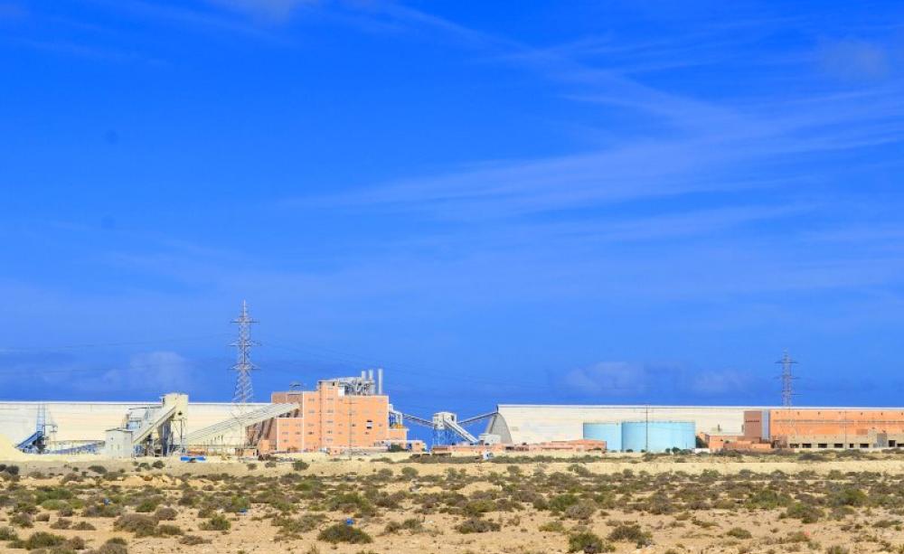 Port for phospate export from the Bou Craa mine, near Laayoune Marsa Boujdour in Western Sahara, 11th March 2013. Photo: jbdodane via Flickr (CC BY-NC).