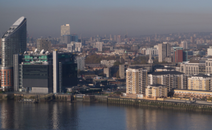 Polluted air over London, autumn 2012. Photo: shirokazan via Flickr.com.