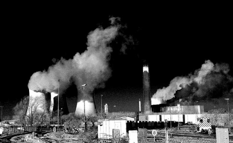 Didcot A power station - a 2,000 MW coal burner, closed since this 2007 photo by  Joe Dunckley via Flickr.com.