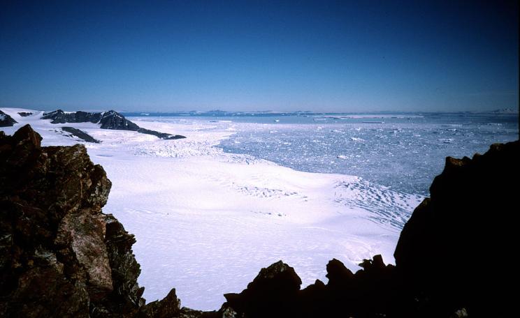 The German researchers say they have found a so far unknown source of sea level rise in East Antarctica. Photo: euphro via Wikimedia Commons.