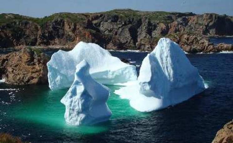 Fourth of July Iceberg, 2008, Twillingate, Newfoundland. Photo: Barbara Matilsky.