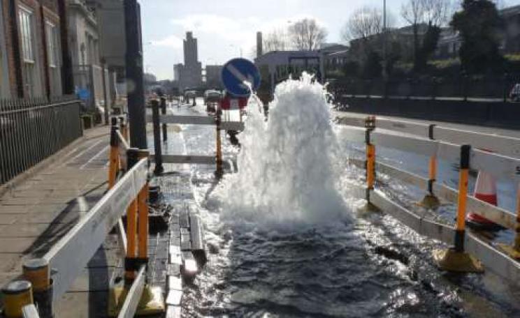 If this water was money ... Photo: loopzilla / CC BY-SA.