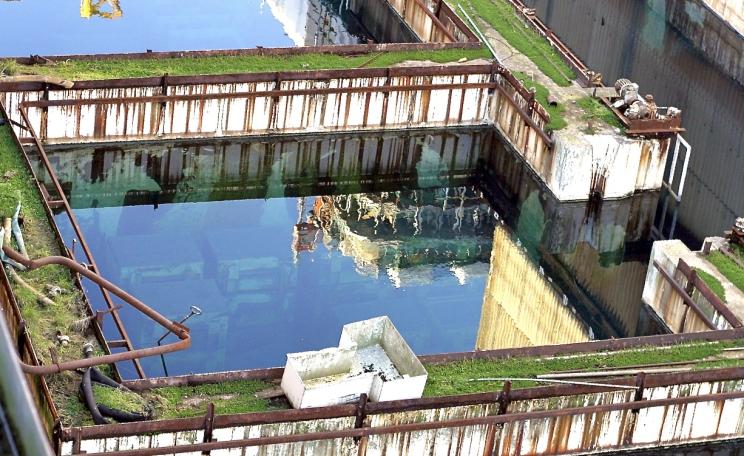 Sellafield - the B30 pond, possibly 2006.