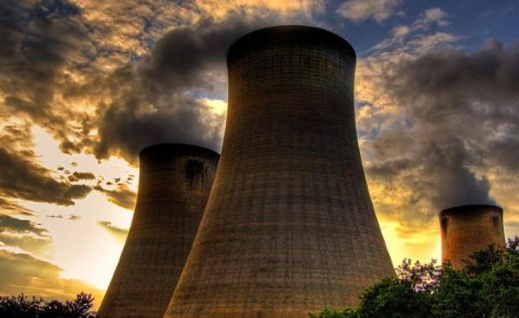 Drax power station by Jonathan Brennan via Flickr, (CC BY-ND-NC 2.0).