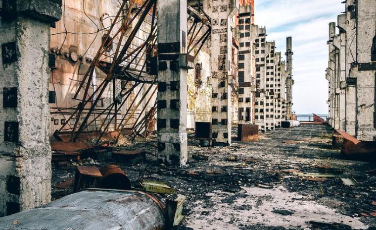 The abandoned reactors 5 and 6 at Chernobyl, under construction at the time of the catastrophe. Photo: Michael Kötter via Flickr (CC BY-NC-SA) in 2014.