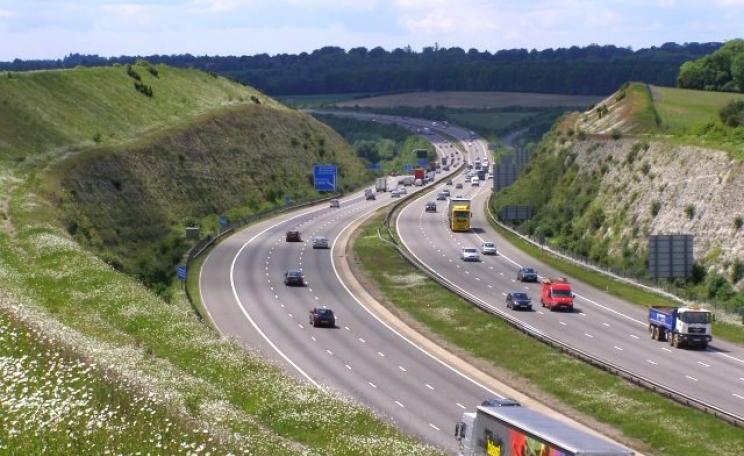 The notorious M3 motorway cutting through Twyford Down, near Winchester, which gave birth to the modern road protest movement. Photo: Jim Champion / geograph.org.uk via Wikimedia Commons (CC BY-SA).