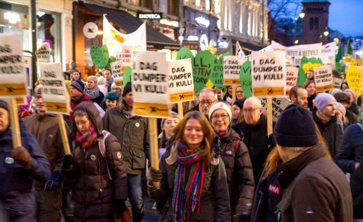 Victory! Months after demonstrators in Oslo, Norway, demanded that the country's $1 trillion sovereign wealth fund divest from fossil fuels, they got their way (or at least a big part of it). Photo: Attila Dinnyes / 350.org via Flickr (CC BY-NC-SA).