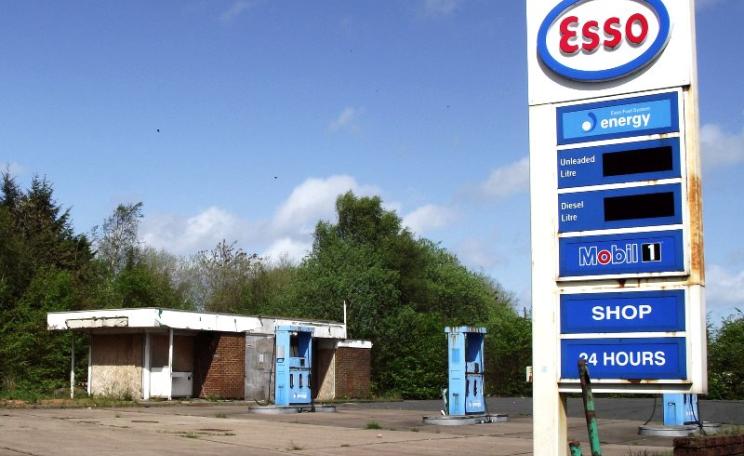 The derelict Crowood Petrol Station next to the dual carriageway on the Cumbernauld Road as you enter the wee town of Chryston on the edge of Glasgow. Photo: byronv2 via Flickr (CC BY-NC).
