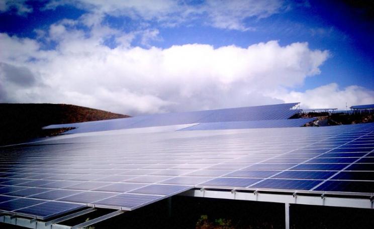 A large solar installation at Arico, Canary islands, Tenerife, Spain. Photo: Jose Mesa via FDlickr (CC BY).