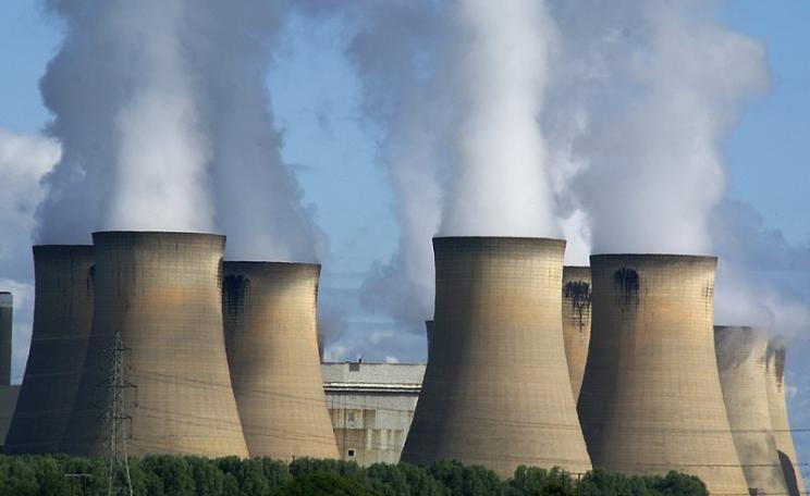 Drax power station in Yorskshire, England, was to host the UK's examplar of BECCS in its White Rose project, with a planned CCS add-on. In a rare moment of santity, the UK government has pulled the funding. Photo: Ian Britton via Flickr (CC BY-NC).