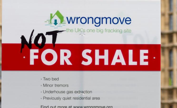 No Fracking protest in London outside Parliament, 26th January 2015. Photo: The Weekly Bull via Flickr (CC BY-NC-ND).