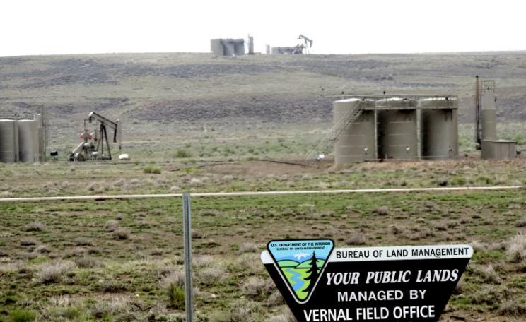 The Monument Butte project area is all public lands and minerals managed by the BLM. The BLM has already opened up wide swaths of the Uinta Basin for the oil and gas industry, effectively turning our public lands into an industrial zone. Photo: WildEarth