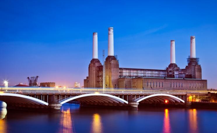 Look, no smoke! London's Battersea power station was closed in 1983 and survives only as an architectural icon. Will all coal power stations end up like this? Photo: Mark Colliton via Flickr (CC BY-NC-ND)