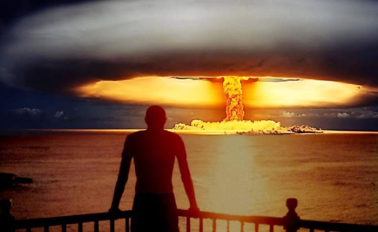 Atomic explosion transfixed over a sunset in the Dominican Republic. Artwork: _Gavroche_ via Flickr (CC BY).