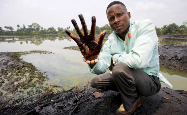 Oil pollution in Ogoniland, Niger Delta. Photo: Milieudefensie via Flickr (CC BY-NC-SA).
