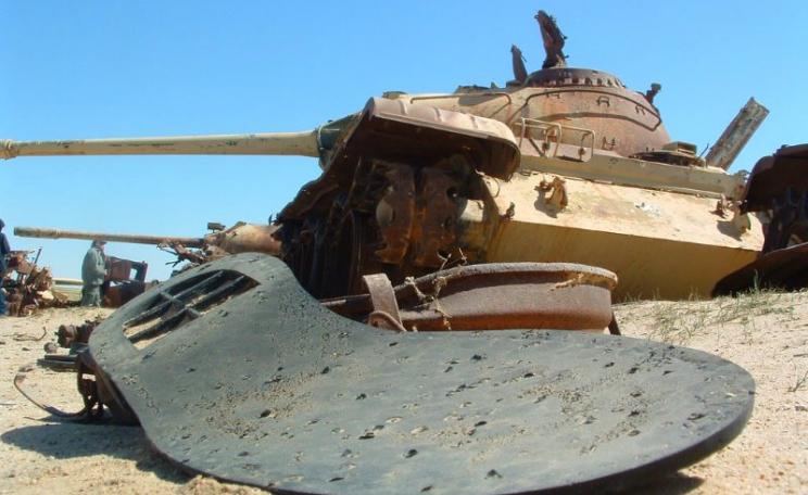 Tank destroyed by depleted uranium (DU) munitions on Iraq's 'Highway of Death' in the first Gulf War, February 2003. Photo: Christiaan Briggs via Flickr (CC BY-SA).
