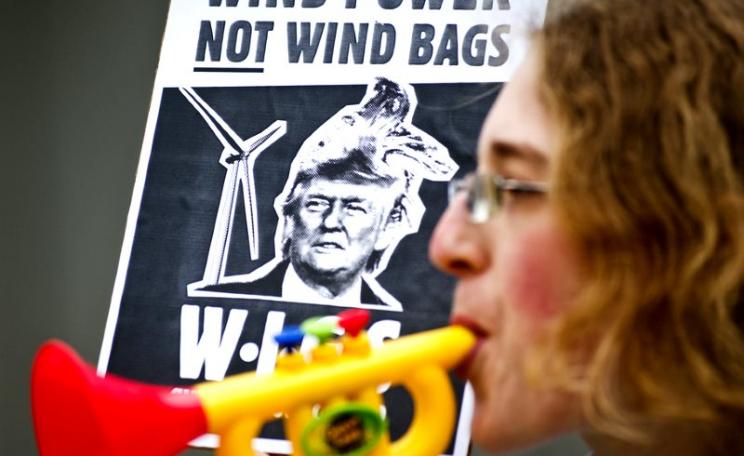 'Wind Power not Wind Bags' rally in Edinburgh on the occasion of Donald Trump's appearance before the Scottish Parliament Energy and Tourism Committee, 25 April 2012. Photo: Friends of the Earth Scotland / Maverick Photo Agency via Ric Lander on Flickr (C