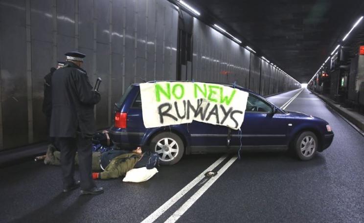The blockaded tunnel to Heathrow airport this morning, 21st February 2017. Photo: Rising Up!